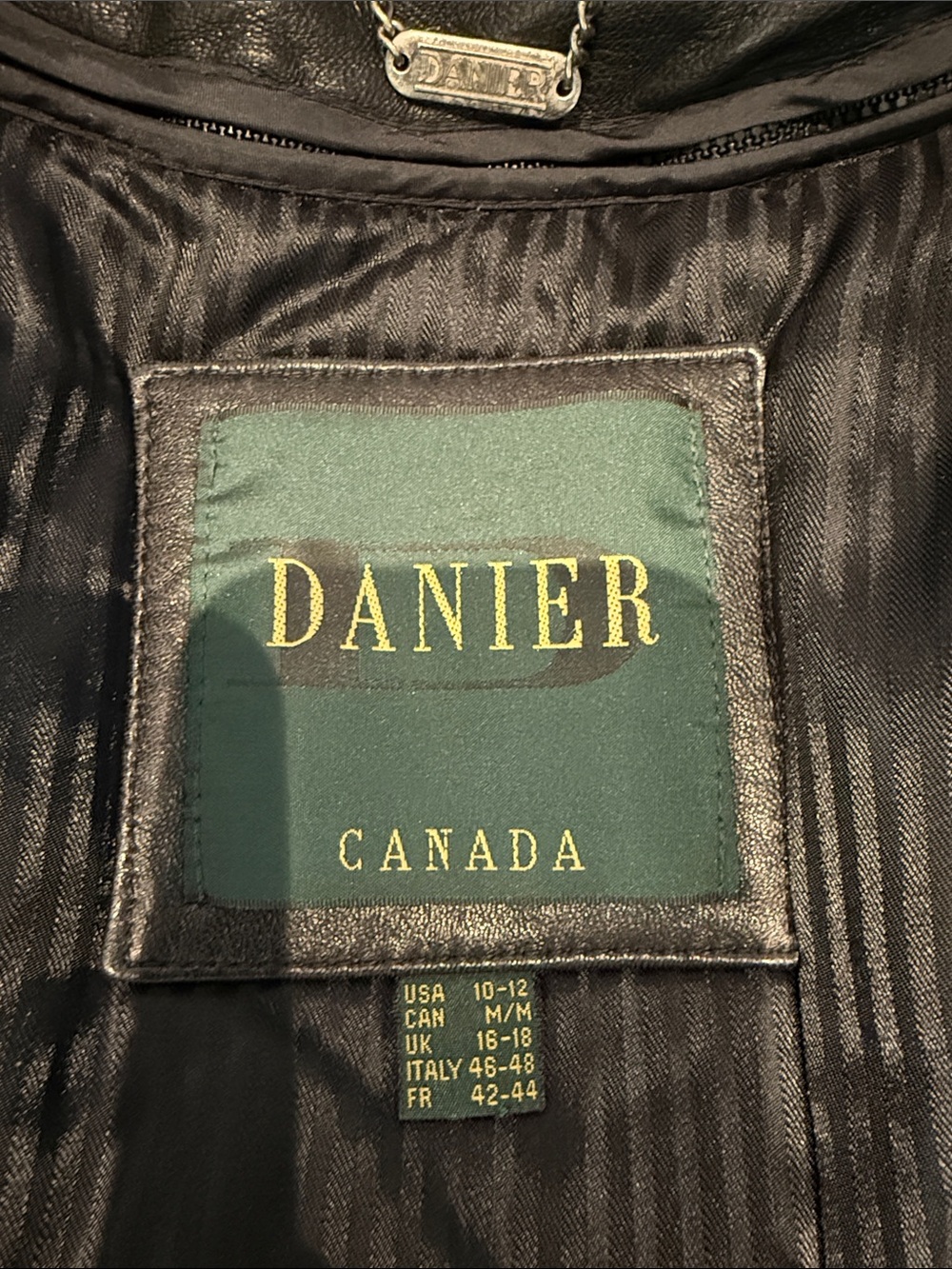 Danier | Leather Belted Coat - Picture 6 of 10